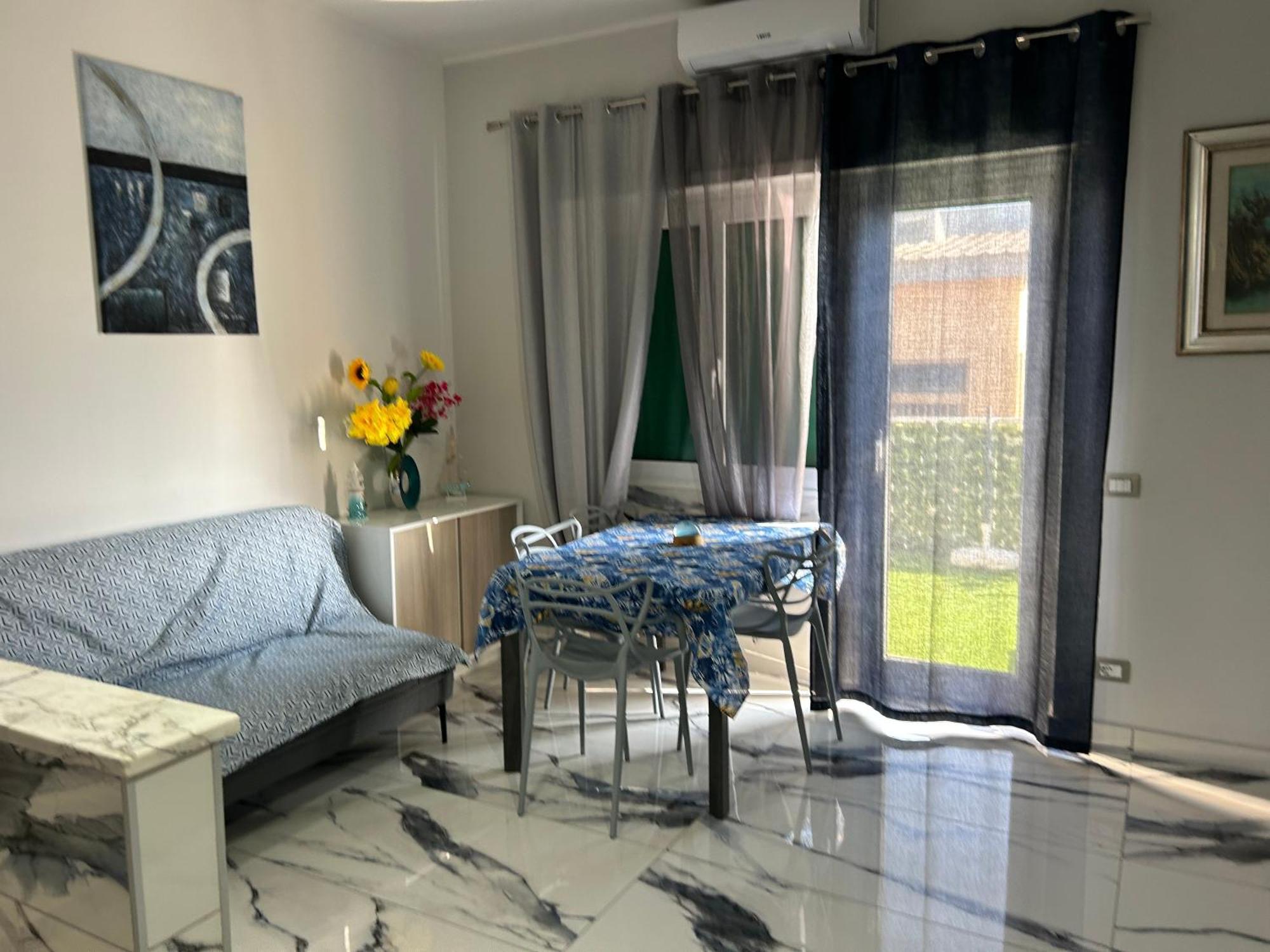 Ferienwohnung Front Sea Luxury Lido di Ostia Exterior foto